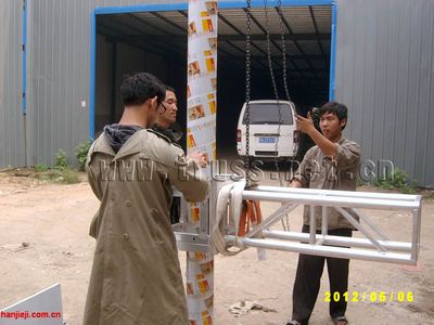 三菱电机采用圆管立柱和铝合金灯光架搭建的展位 - 北京公安灯箱厂为您提供三菱电机灯光架展位,三菱电机采用圆管立柱和铝合金灯光架搭建的展位产品